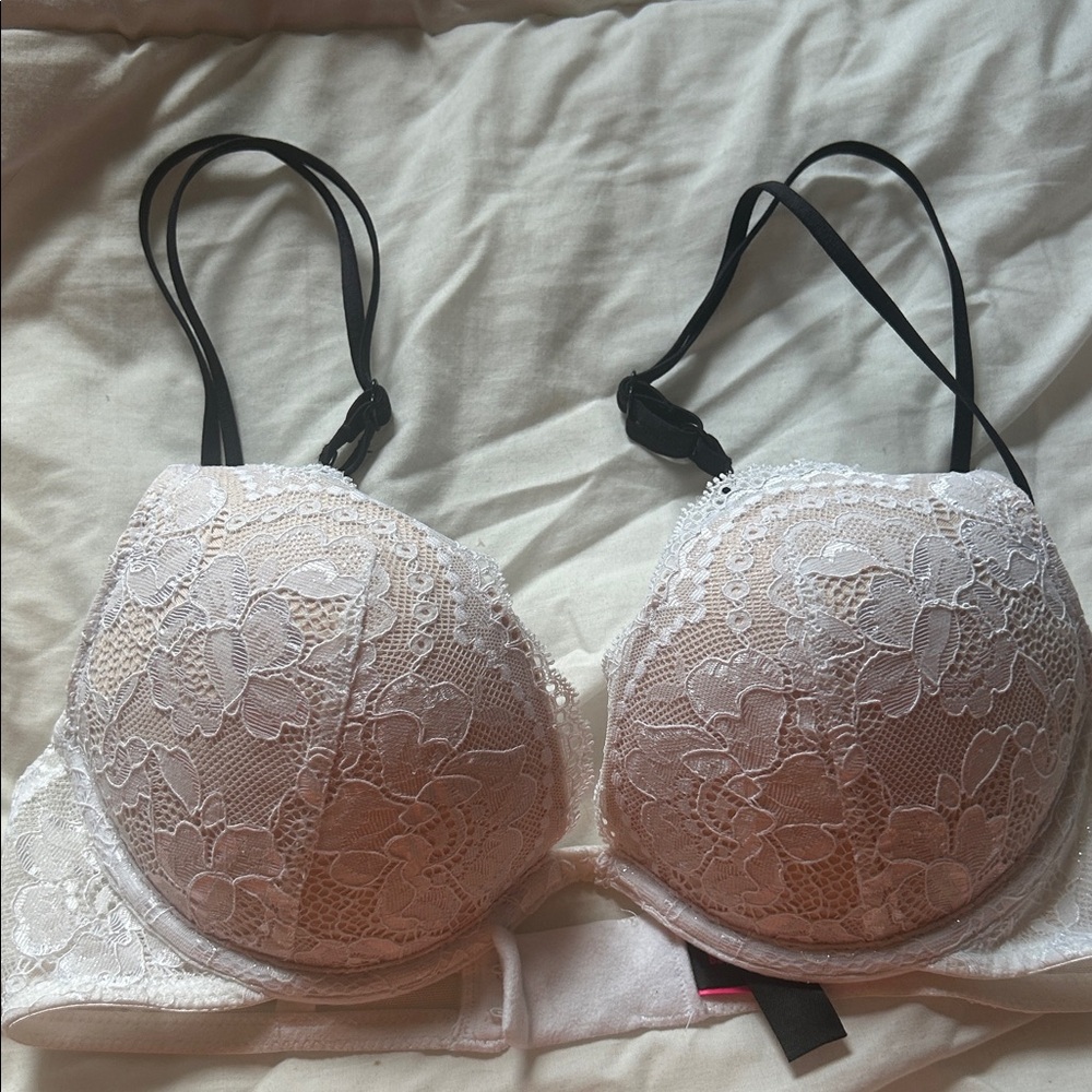 La SENZA White Lace Bra with Black Straps